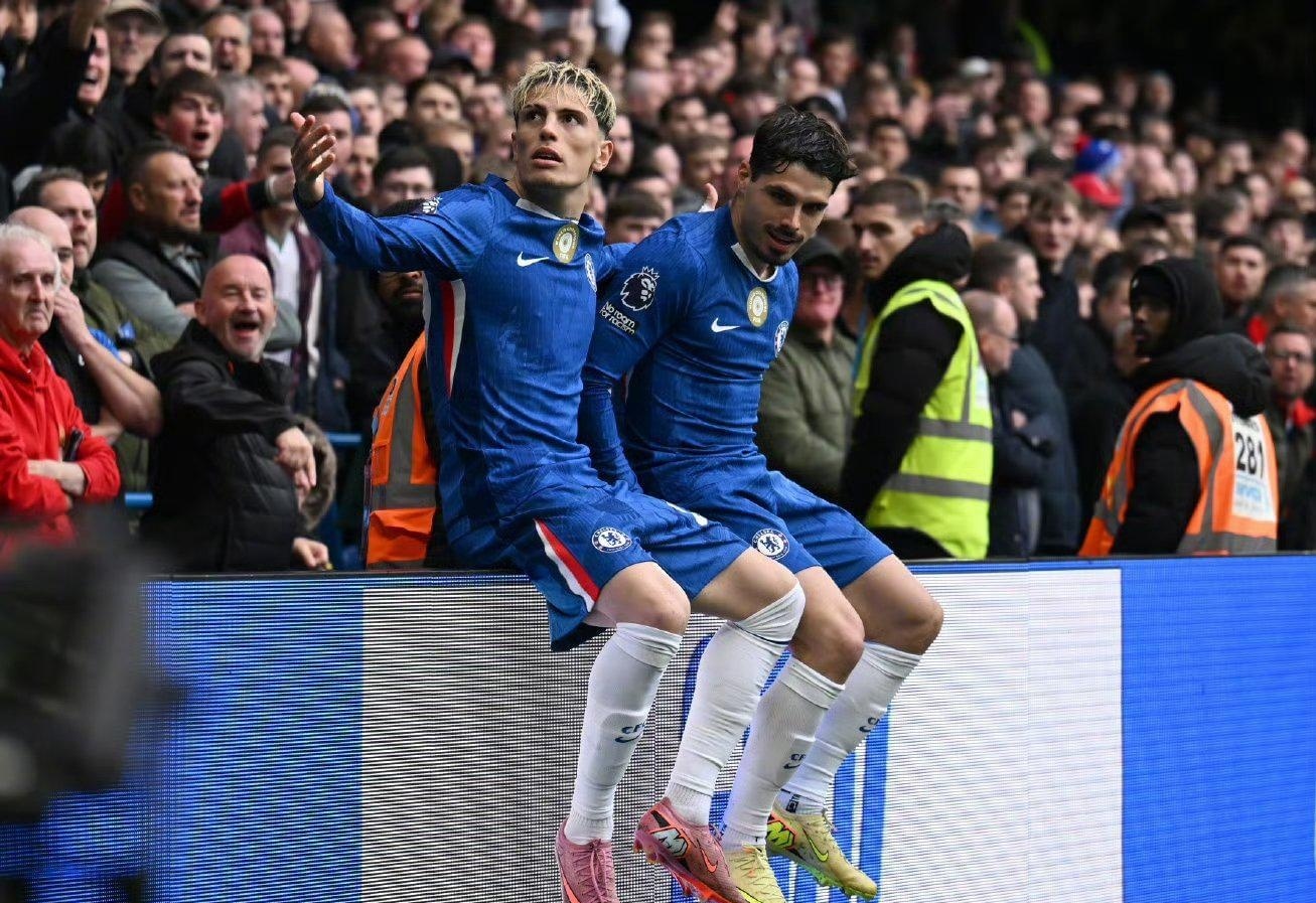 《上古卷轴5：天际》Switch2版今日发售 可免费升级