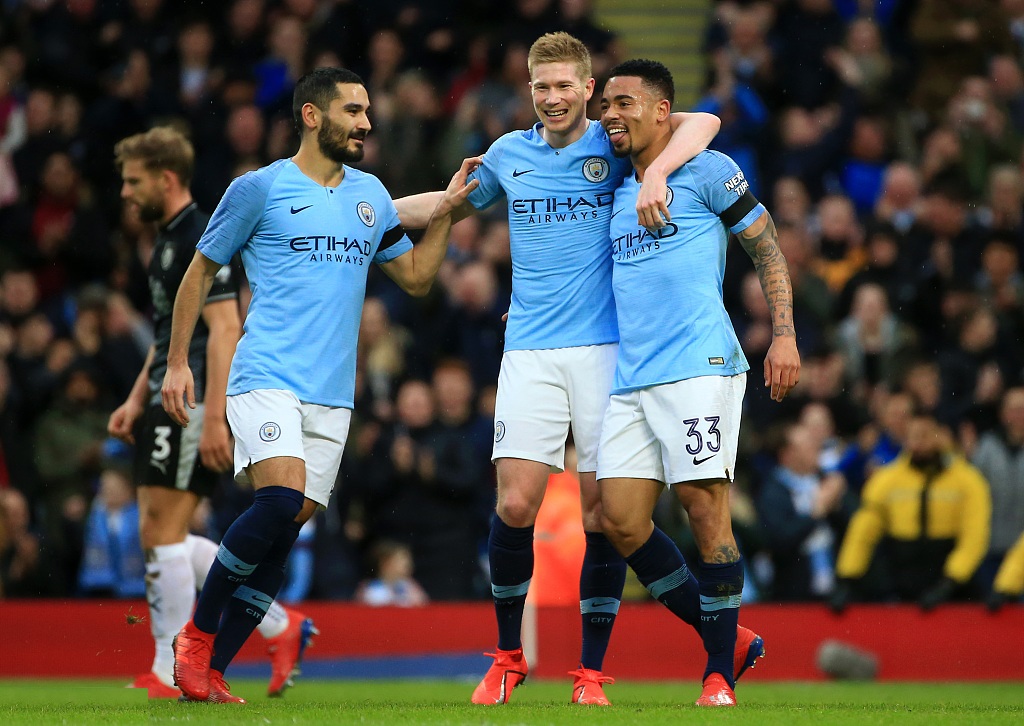 [NBA]杰伦威抢断反击 飞身暴扣点燃全场