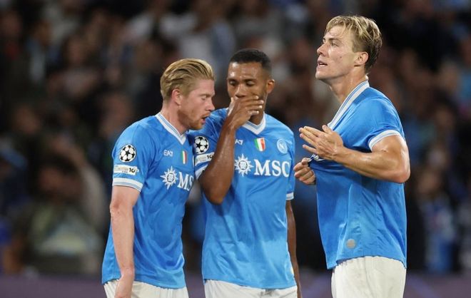 风驰电掣！福克斯反击中距离得手